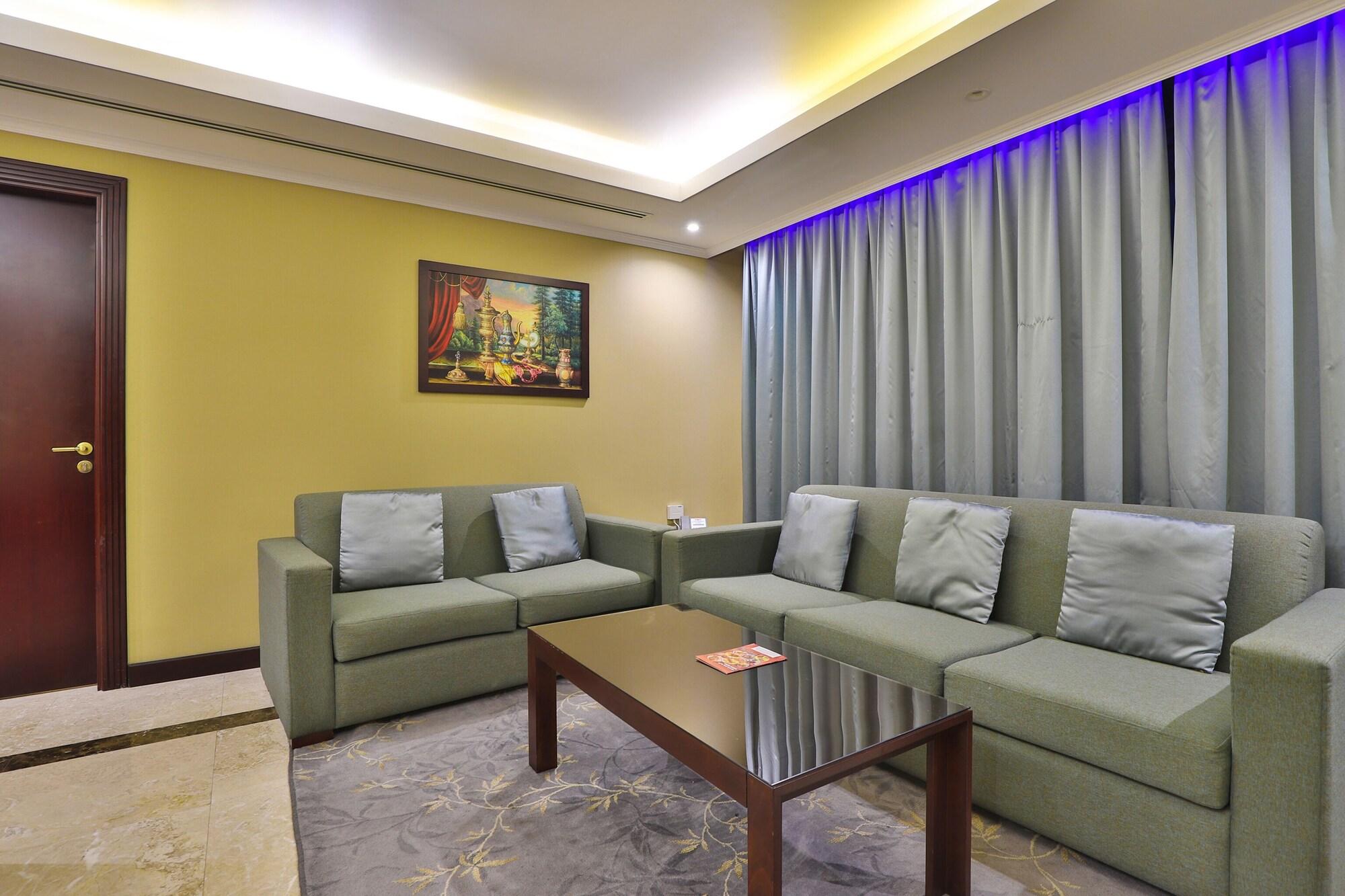 Deluxe Two-Bedroom Apartment